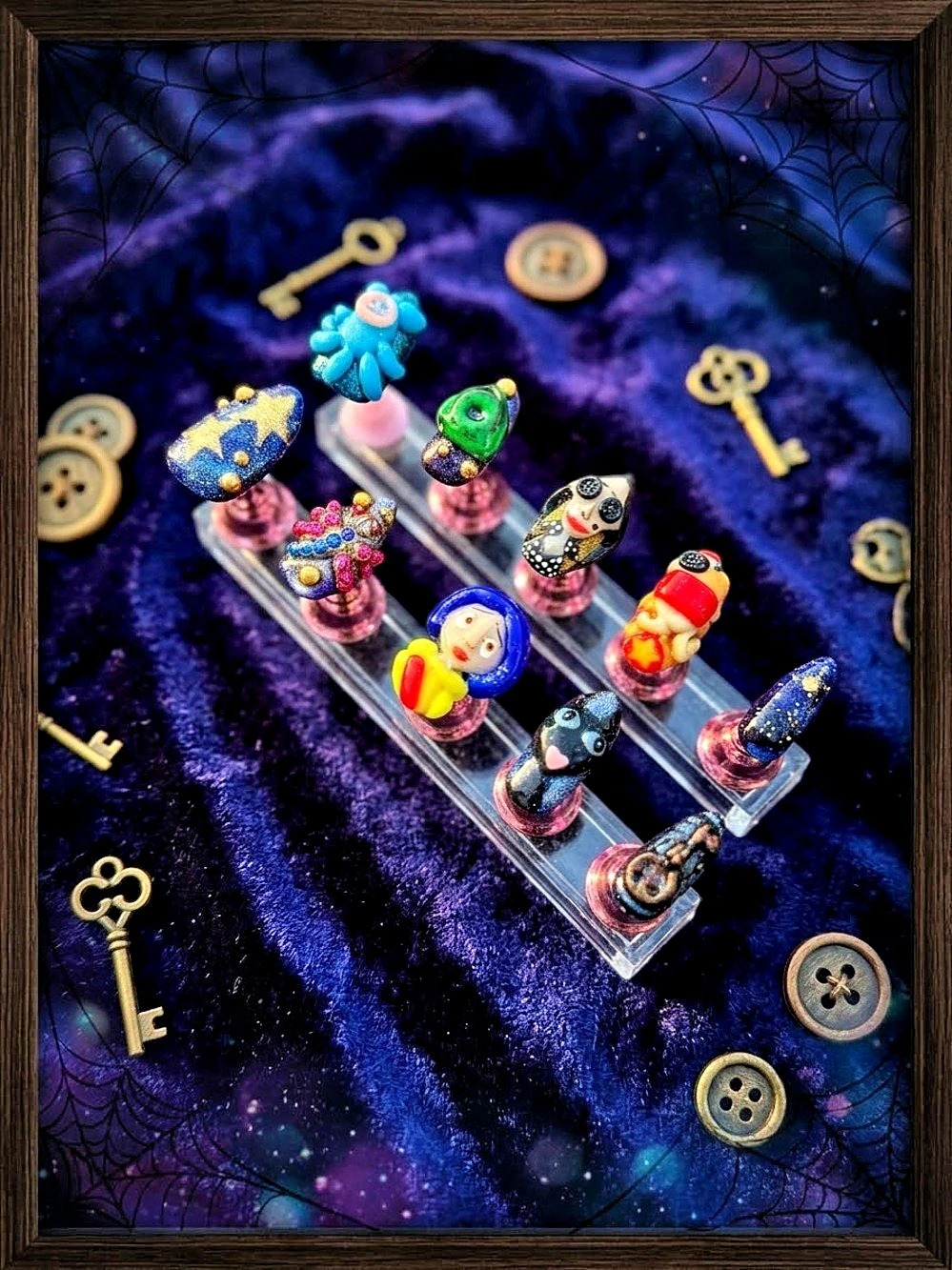 Multicolor Brooch Collection - Picture 3 of 3